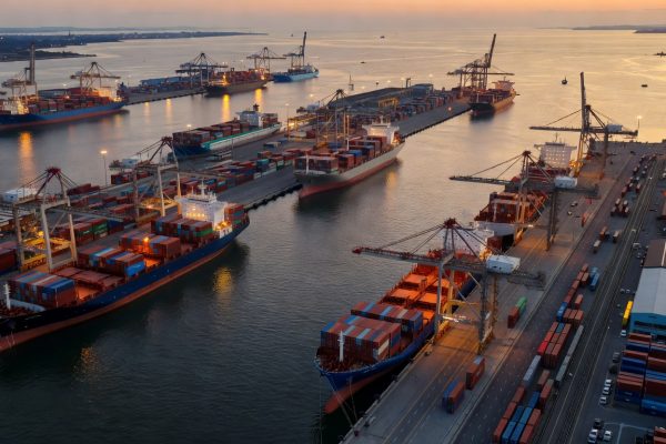 Strait of Hormuz Closure and $100+ Oil: What Mid-Market Executives Must Do Now