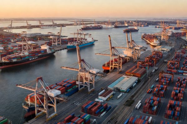 Strait of Hormuz at Risk: What Escalating Geopolitical Tensions Mean for European Business Strategy in 2026